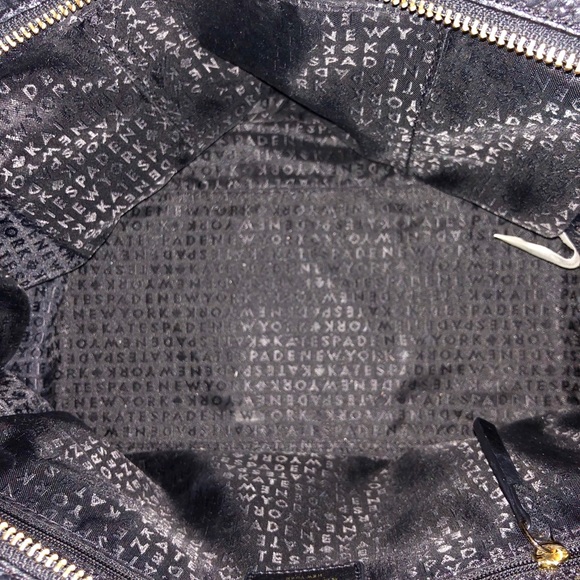 EUC Kate Spade pebble leather purse - Picture 3 of 4